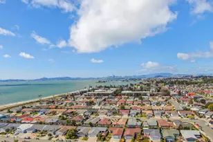 404 Coral Reef Rd, Alameda, CA 94501 - Photo 13