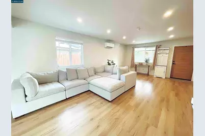 1923 Juliesse Avenue, Sacramento, CA 95815 - Photo 17