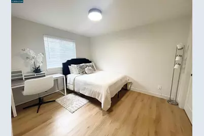 1923 Juliesse Avenue, Sacramento, CA 95815 - Photo 11