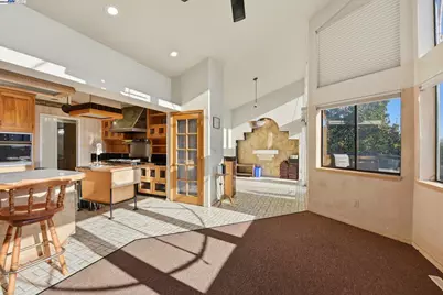 29673 Holiday St, Hayward, CA 94544 - Photo 19