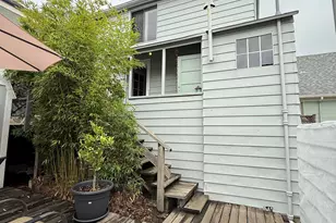 37 Nicholl Ave, Richmond, CA 94801 - Photo 9