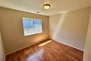 10538 Creekside Cir, Oakland, CA 94603 - Photo 7