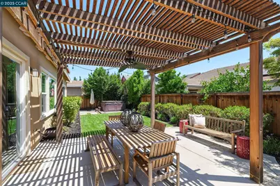 490 Stratford Ct, Brentwood, CA 94513 - Photo 25