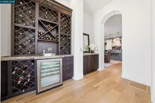 8 Quiet Country Ln, Danville, CA 94526 - Photo 7