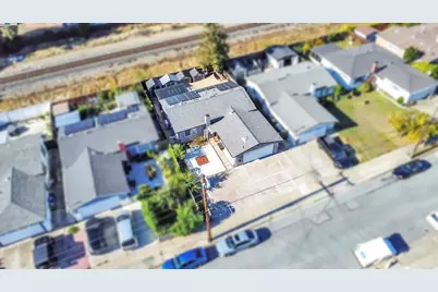 36621 Beutke Dr, Newark, CA 94560 - Photo 39