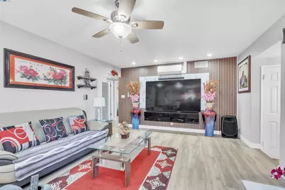 36621 Beutke Dr, Newark, CA 94560 - Photo 5