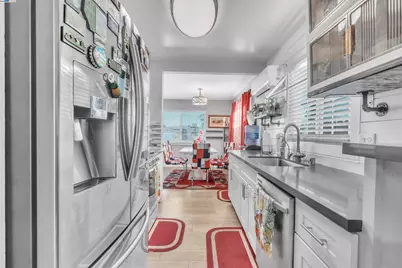 36621 Beutke Dr, Newark, CA 94560 - Photo 11