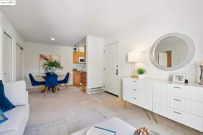 104 Marina Lakes Dr, Richmond, CA 94804 - Photo 9