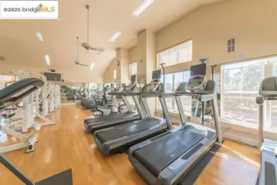 104 Marina Lakes Dr, Richmond, CA 94804 - Photo 39