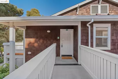 104 Marina Lakes Dr, Richmond, CA 94804 - Photo 3