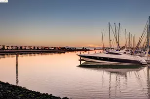 104 Marina Lakes Dr, Richmond, CA 94804 - Photo 47