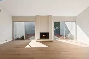 1042 Mangrove Ln, Alameda, CA 94502 - Photo 23