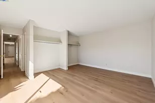 1042 Mangrove Ln, Alameda, CA 94502 - Photo 35