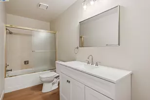 1042 Mangrove Ln, Alameda, CA 94502 - Photo 29