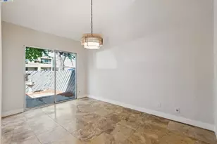 1042 Mangrove Ln, Alameda, CA 94502 - Photo 5