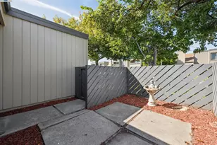 1042 Mangrove Ln, Alameda, CA 94502 - Photo 49