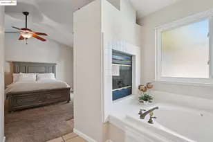 217 Sandpiper Dr, Galt, CA 95632 - Photo 25