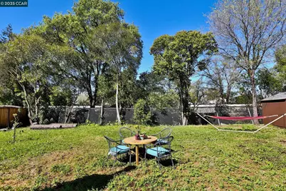 2745 Minert Rd, Concord, CA 94518 - Photo 17