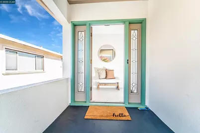 556 41st St, Richmond, CA 94805 - Photo 3