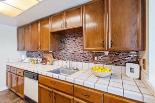 2742 East Ct, Richmond, CA 94806 - Photo 11