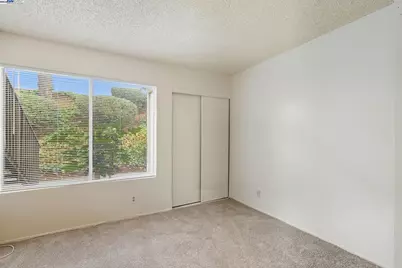 355 Parkview Ter #D1, Vallejo, CA 94589 - Photo 23