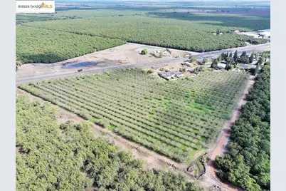 8190 French Camp Dr, Manteca, CA 95336 - Photo 7