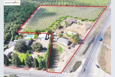 8190 French Camp Dr, Manteca, CA 95336 - Photo 1