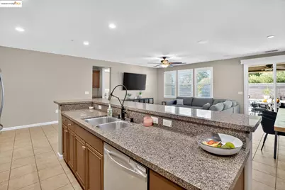 605 Mystic Ct, Discovery Bay, CA 94505 - Photo 17
