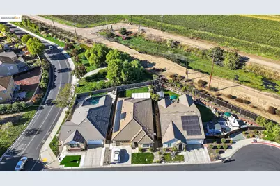 605 Mystic Ct, Discovery Bay, CA 94505 - Photo 35