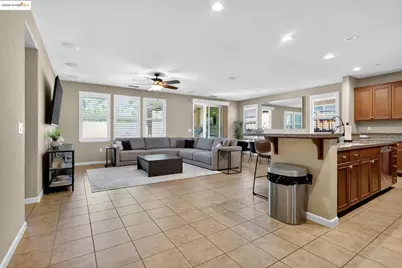 605 Mystic Ct, Discovery Bay, CA 94505 - Photo 15