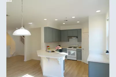 1150 Summer Ln, Richmond, CA 94806 - Photo 9