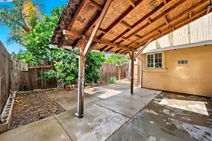 10507 Russet St, Oakland, CA 94603 - Photo 47