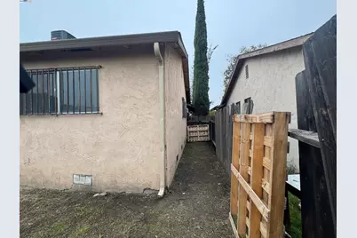 3338 Zamora Way, Stockton, CA 95206 - Photo 31