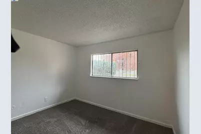 3338 Zamora Way, Stockton, CA 95206 - Photo 17