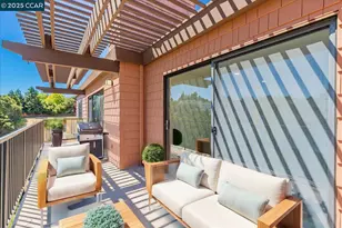 25676 University Ct, Hayward, CA 94542 - Photo 15