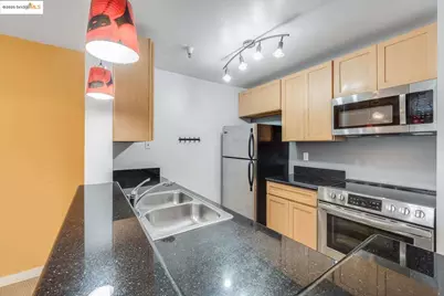 6400 Christie Ave #5109, Emeryville, CA 94608 - Photo 3