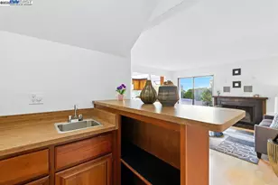 109 Oak Ct, Hercules, CA 94547 - Photo 21