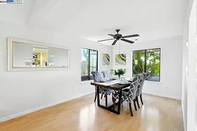 109 Oak Ct, Hercules, CA 94547 - Photo 9