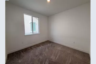 10349 Baldy Dr, Stockton, CA 95219 - Photo 33