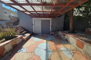 2001 27th St, Oakland, CA 94606 - Photo 3