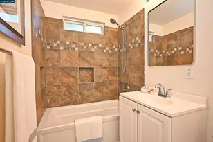 107 Doris Dr, Pleasant Hill, CA 94523 - Photo 19