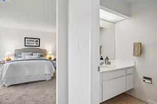 1131 Via Alamosa, Alameda, CA 94502 - Photo 31