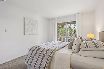 1131 Via Alamosa, Alameda, CA 94502 - Photo 33