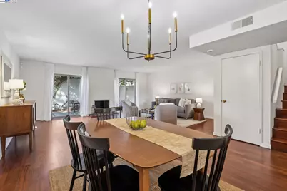 1131 Via Alamosa, Alameda, CA 94502 - Photo 3