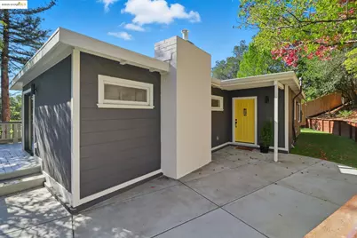 2 Hillcrest Ct, San Anselmo, CA 94960 - Photo 3