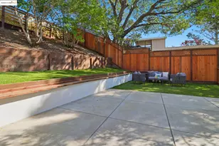 2 Hillcrest Ct, San Anselmo, CA 94960 - Photo 39