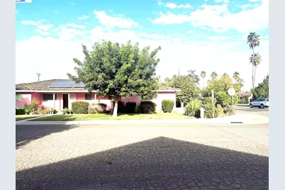 701 3rd St, Patterson, CA 95363 - Photo 5