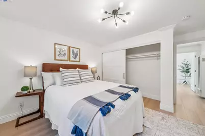 5242 Miles Avenue #C, Oakland, CA 94618 - Photo 19