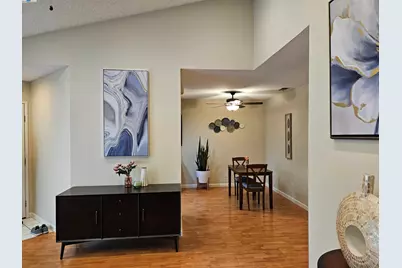 3847 Yorkshire St #8, San Leandro, CA 94578 - Photo 5
