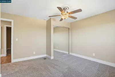 2555 Orange St, Martinez, CA 94553 - Photo 17
